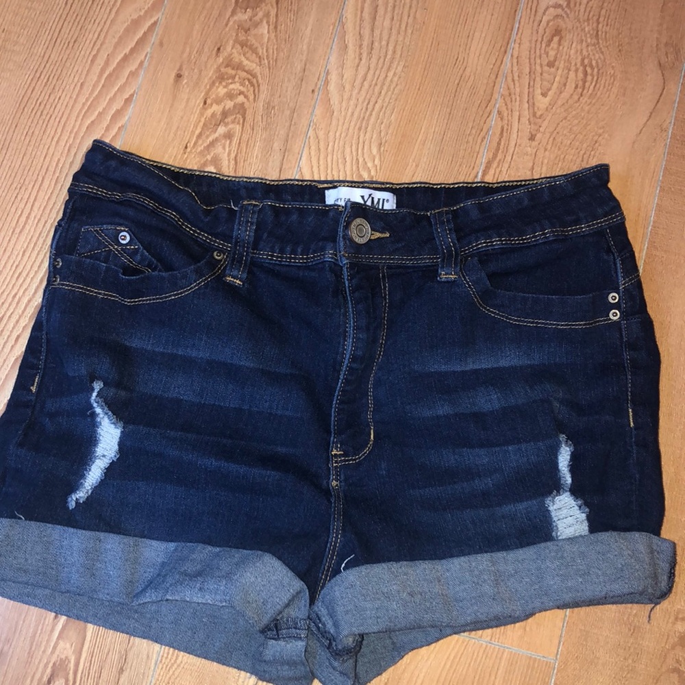 YMI jean shorts CUT OFF SIZE 13 CURVY FIT